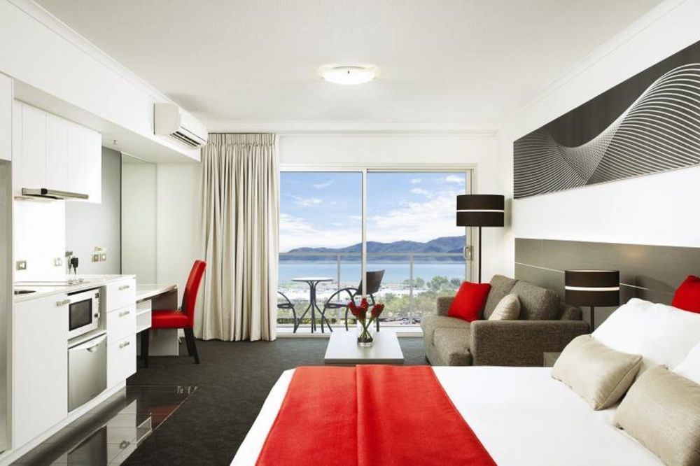 Oaks Townsville Metropole Hotel Номер фото